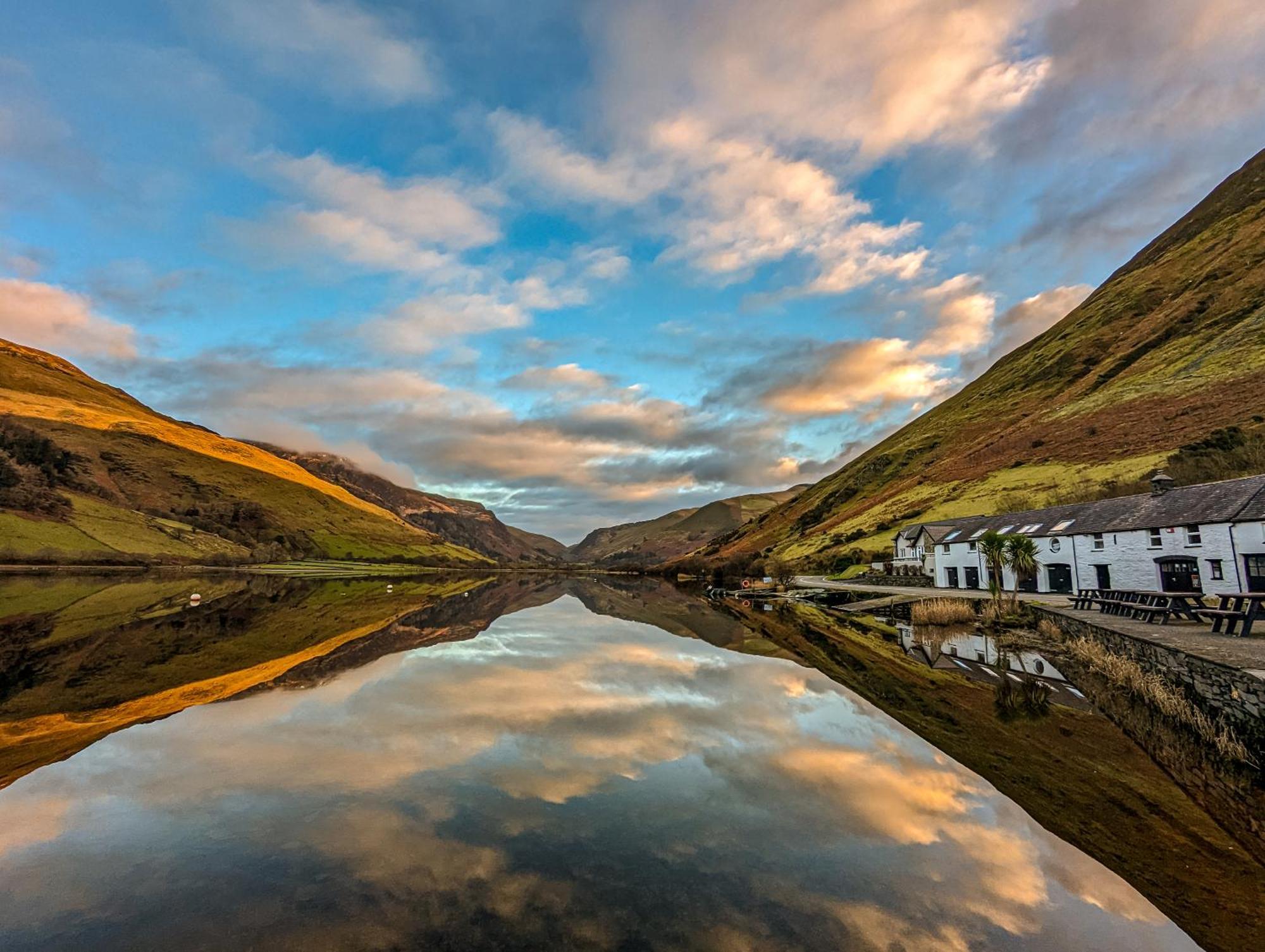 Tynycornel Hotel Tal-y-llyn Exteriör bild